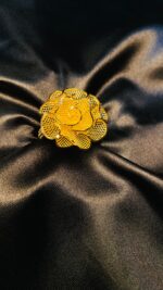 latest charming ring