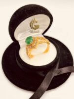 Emerald gold ring 001